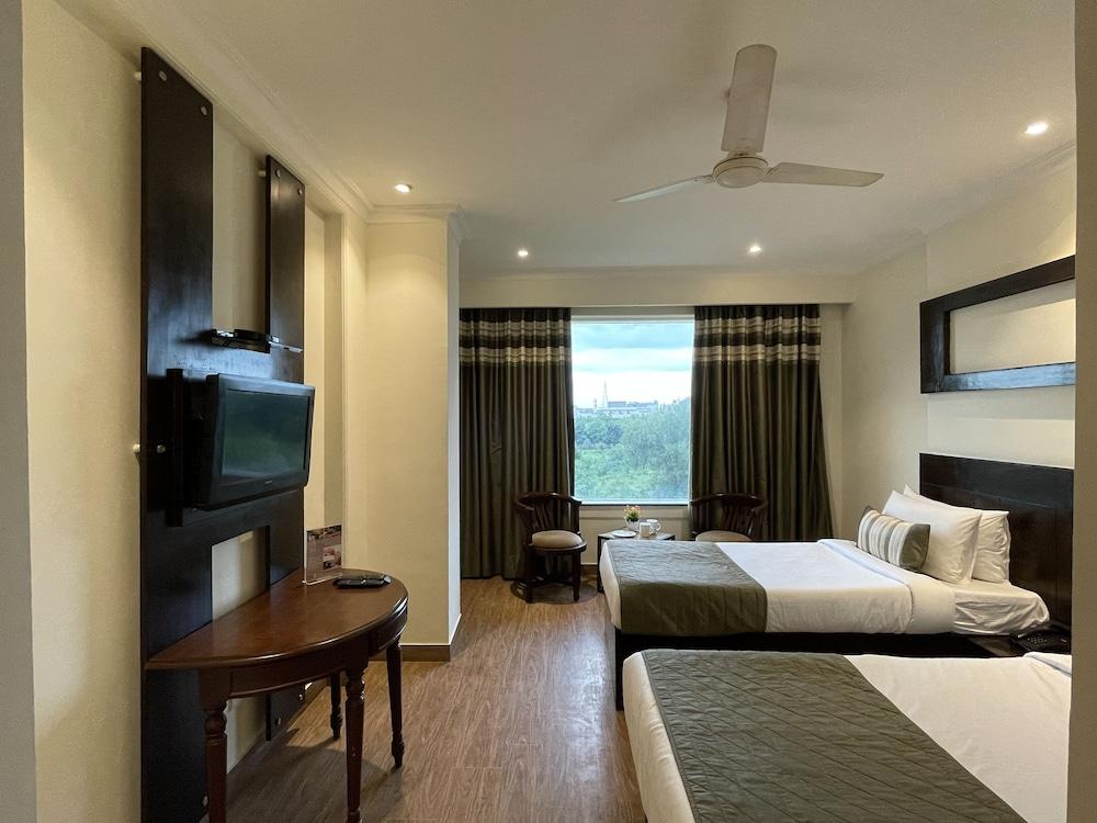 Royale Sarovar Portico Agra Agra  Kültér fotó