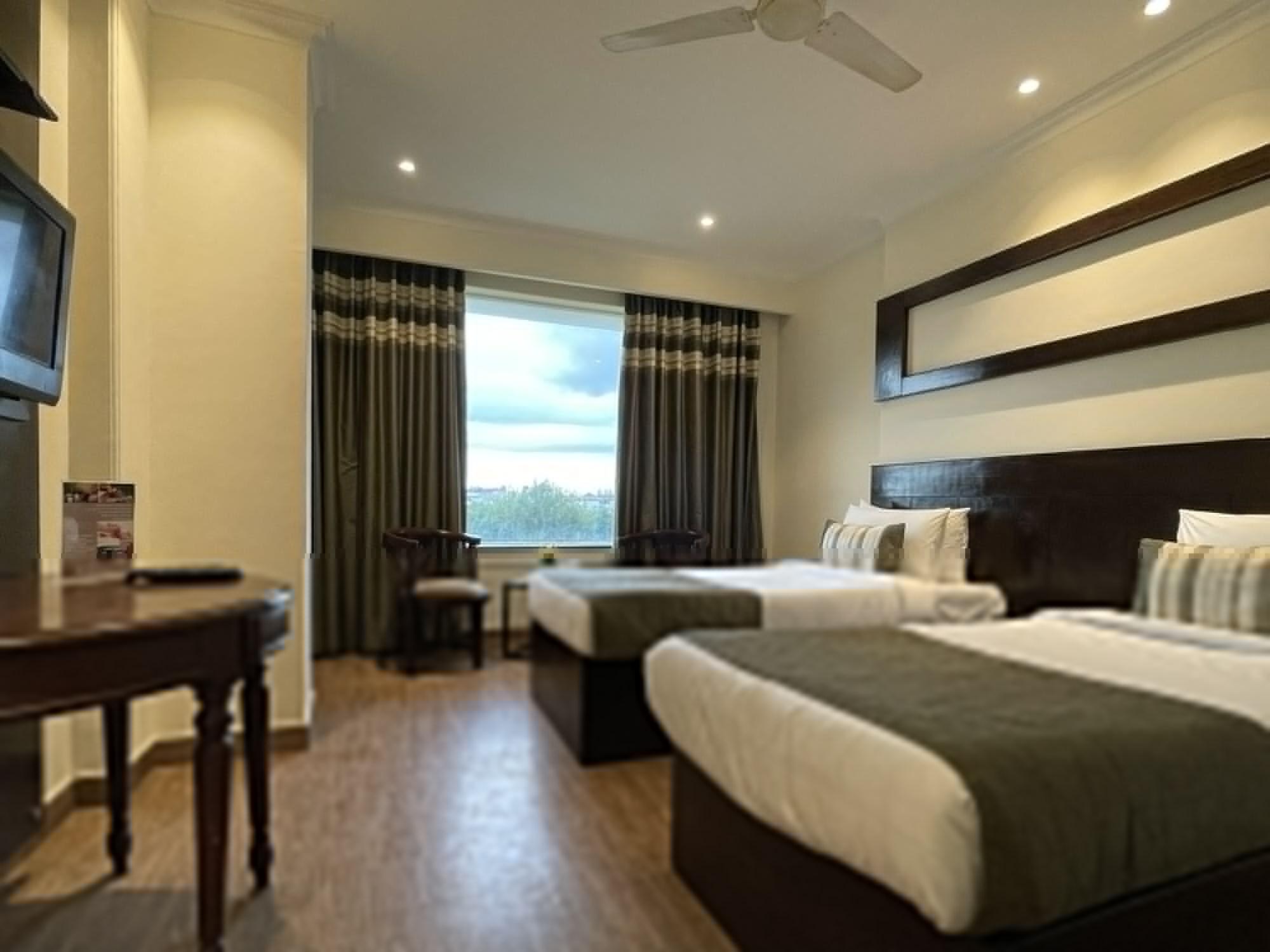 Royale Sarovar Portico Agra Agra  Kültér fotó