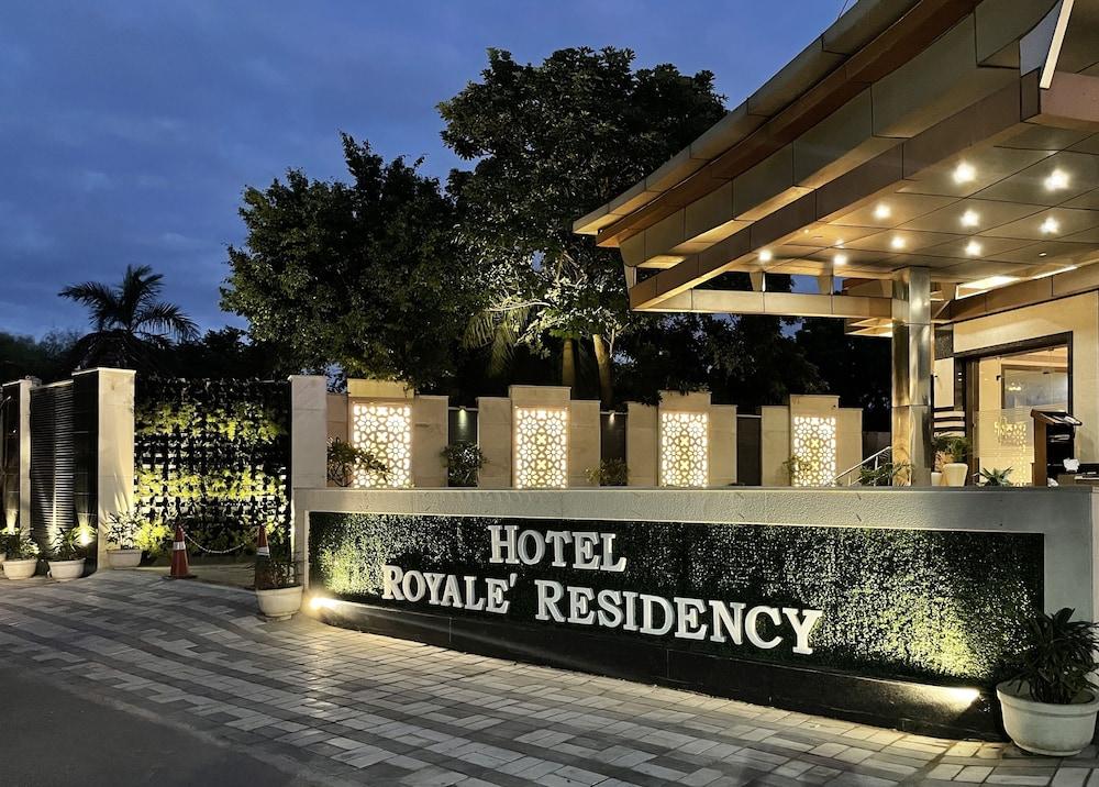 Royale Sarovar Portico Agra Agra  Kültér fotó