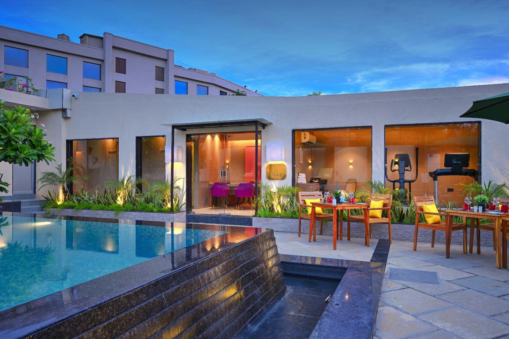 Royale Sarovar Portico Agra Agra  Kültér fotó