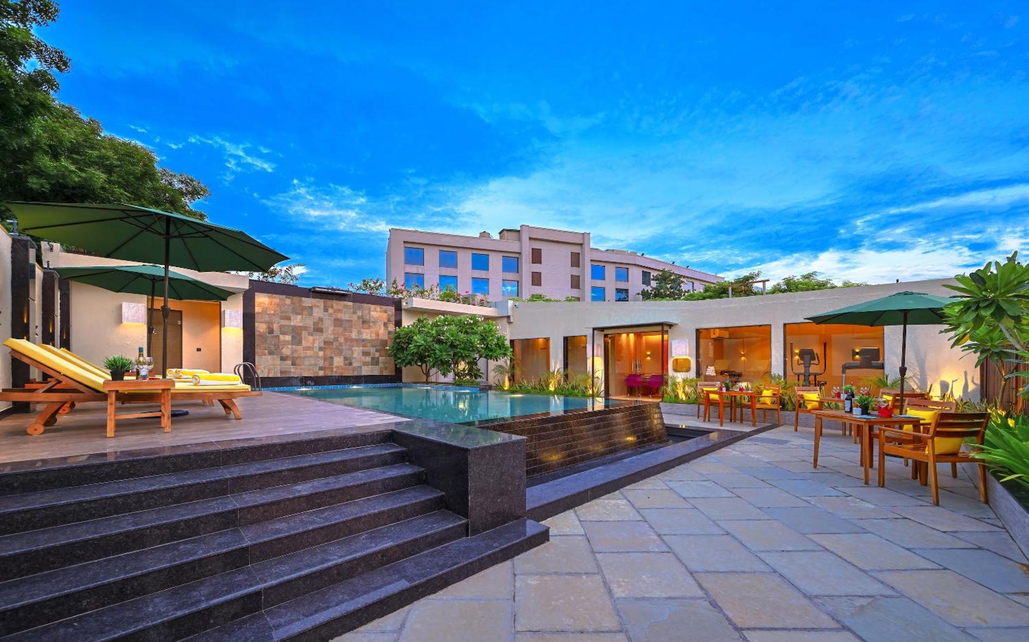 Royale Sarovar Portico Agra Agra  Kültér fotó