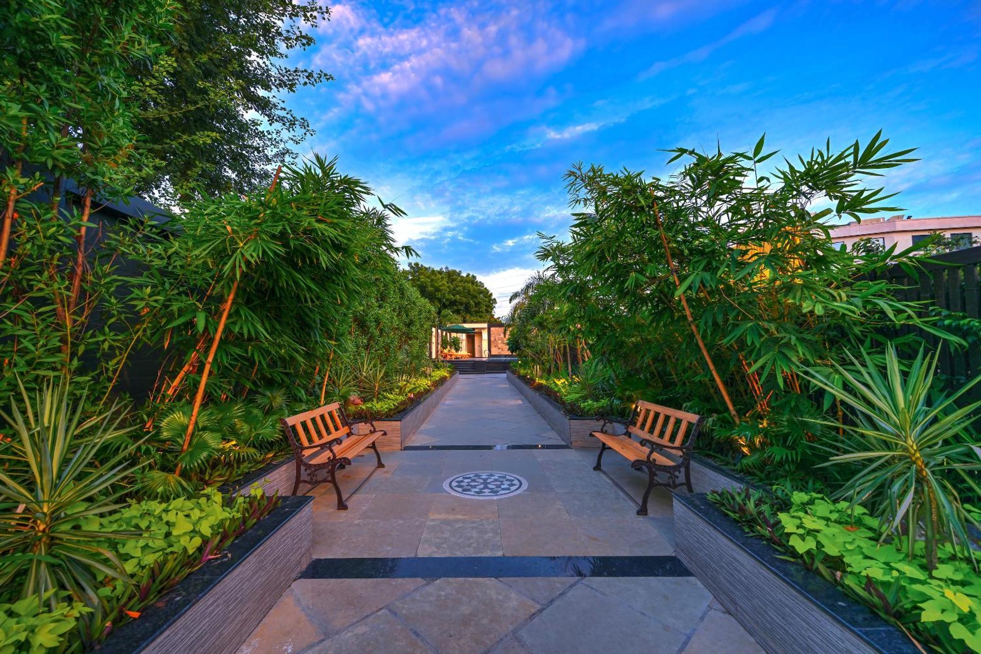 Royale Sarovar Portico Agra Agra  Kültér fotó