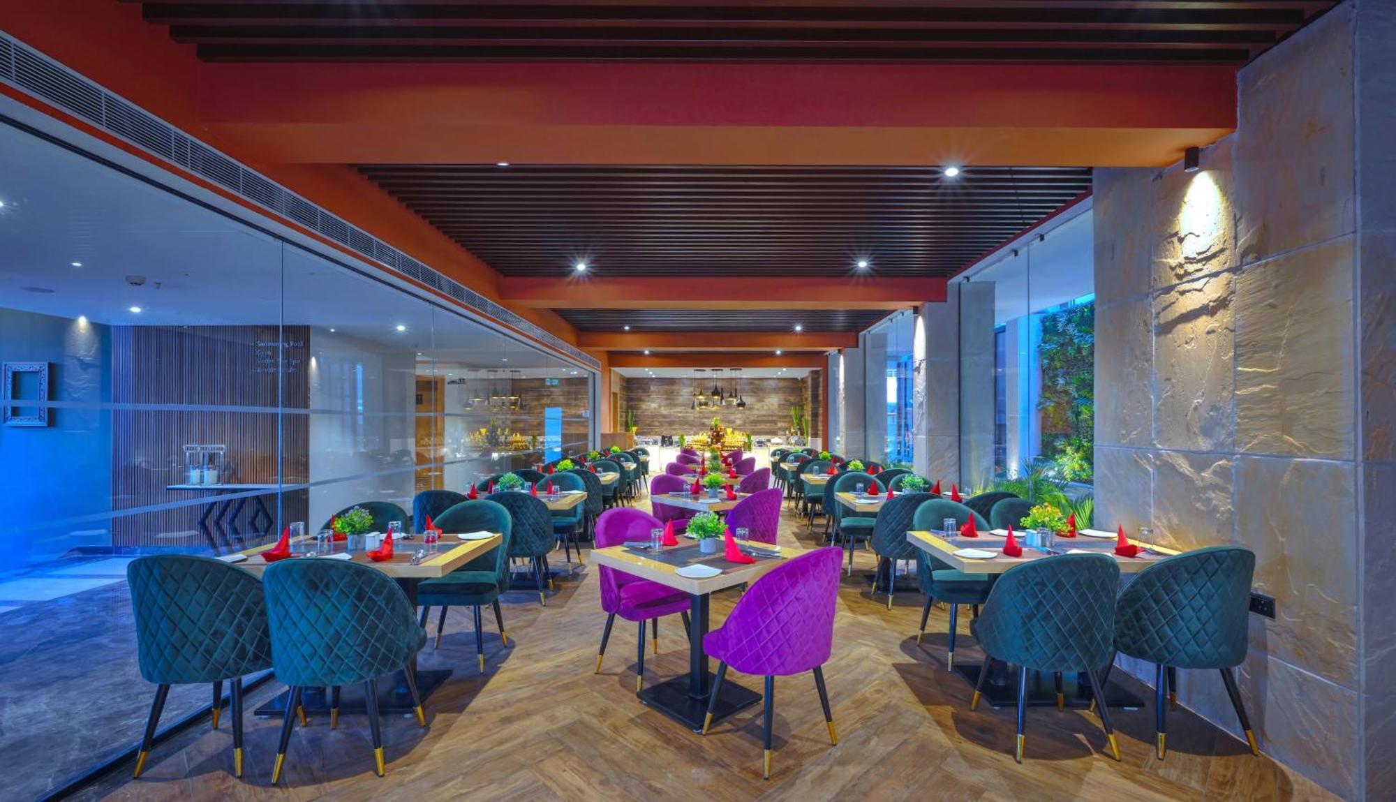 Royale Sarovar Portico Agra Agra  Kültér fotó