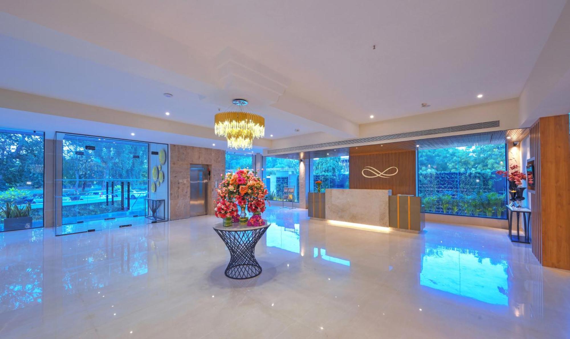 Royale Sarovar Portico Agra Agra  Kültér fotó